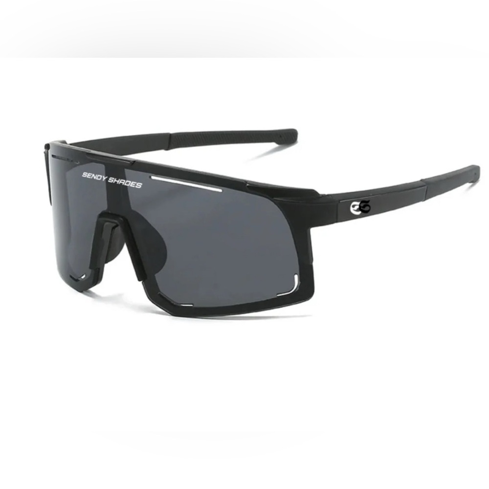 NEW Sendy Sporty Sleek Black Sunglasses perfect for all sports and leisure.